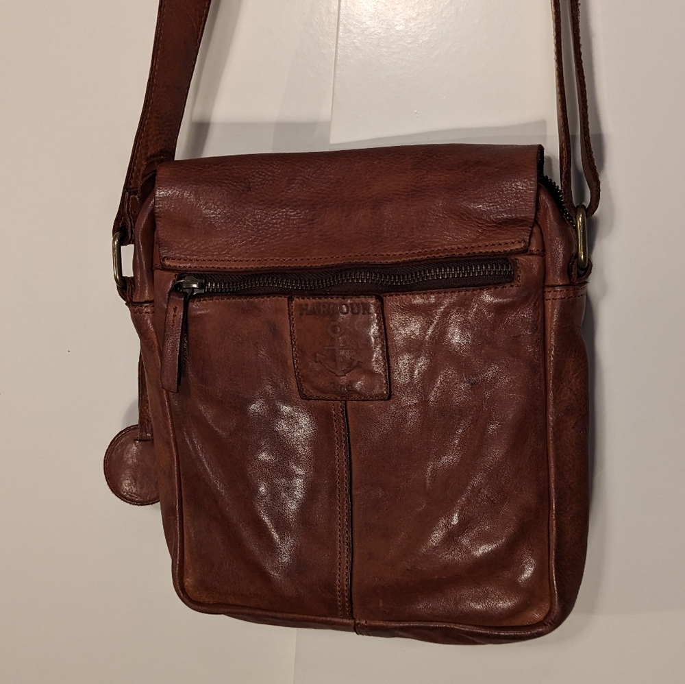 Harbour Leather Crossbody Purse